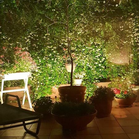 B&B Michelangelo เนเปิลส์ ภายนอก รูปภาพ