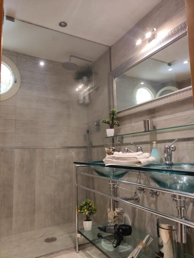 B&B Michelangelo เนเปิลส์ ภายนอก รูปภาพ