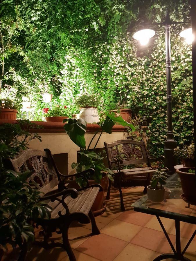 B&B Michelangelo เนเปิลส์ ภายนอก รูปภาพ